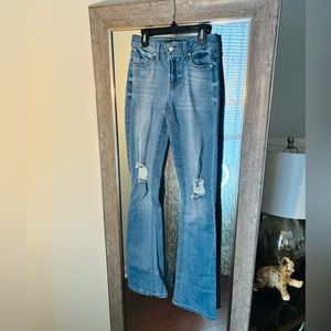 Fashion Nova Mid-Rise Flare Jean
